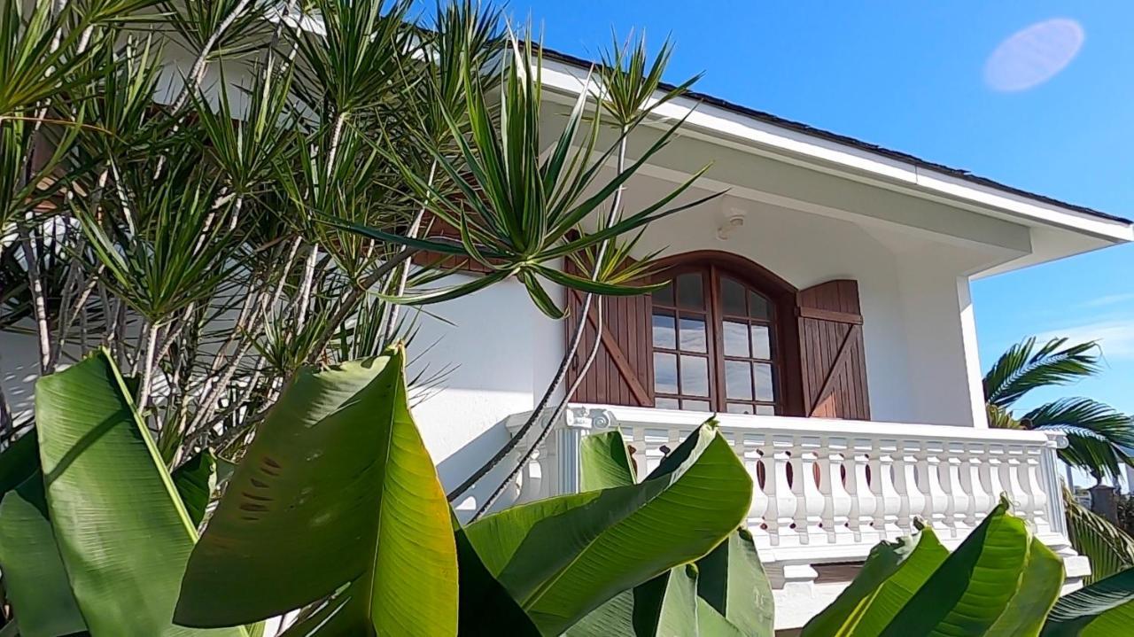 Domaine Saint-Francois Hotel Bagian luar foto