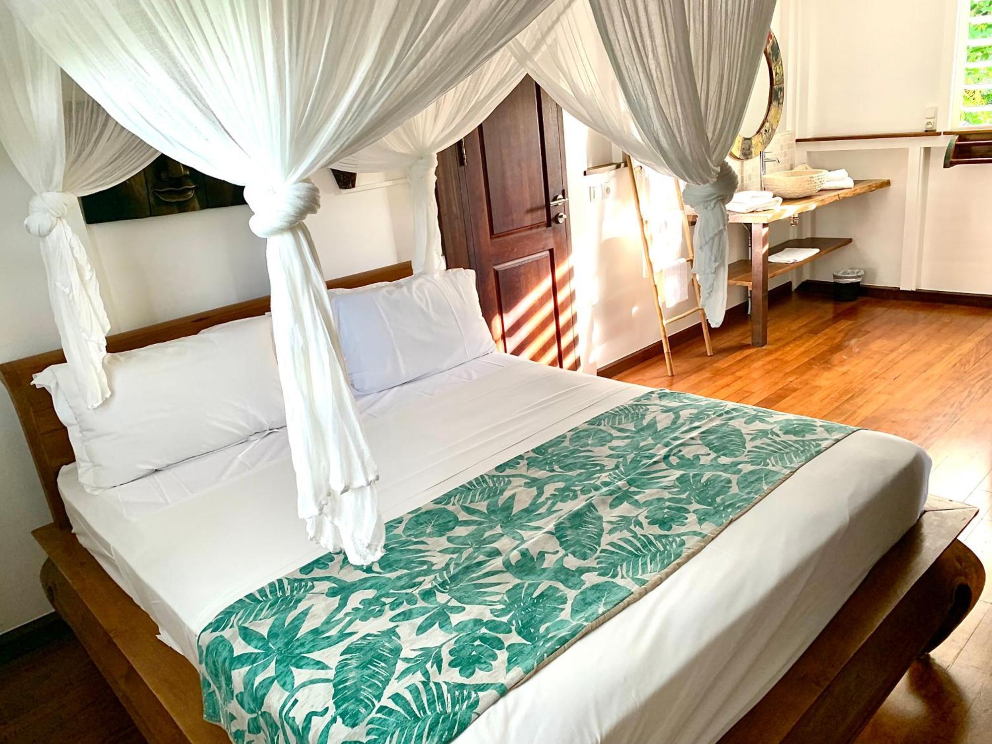 Domaine Saint-Francois Hotel Bagian luar foto